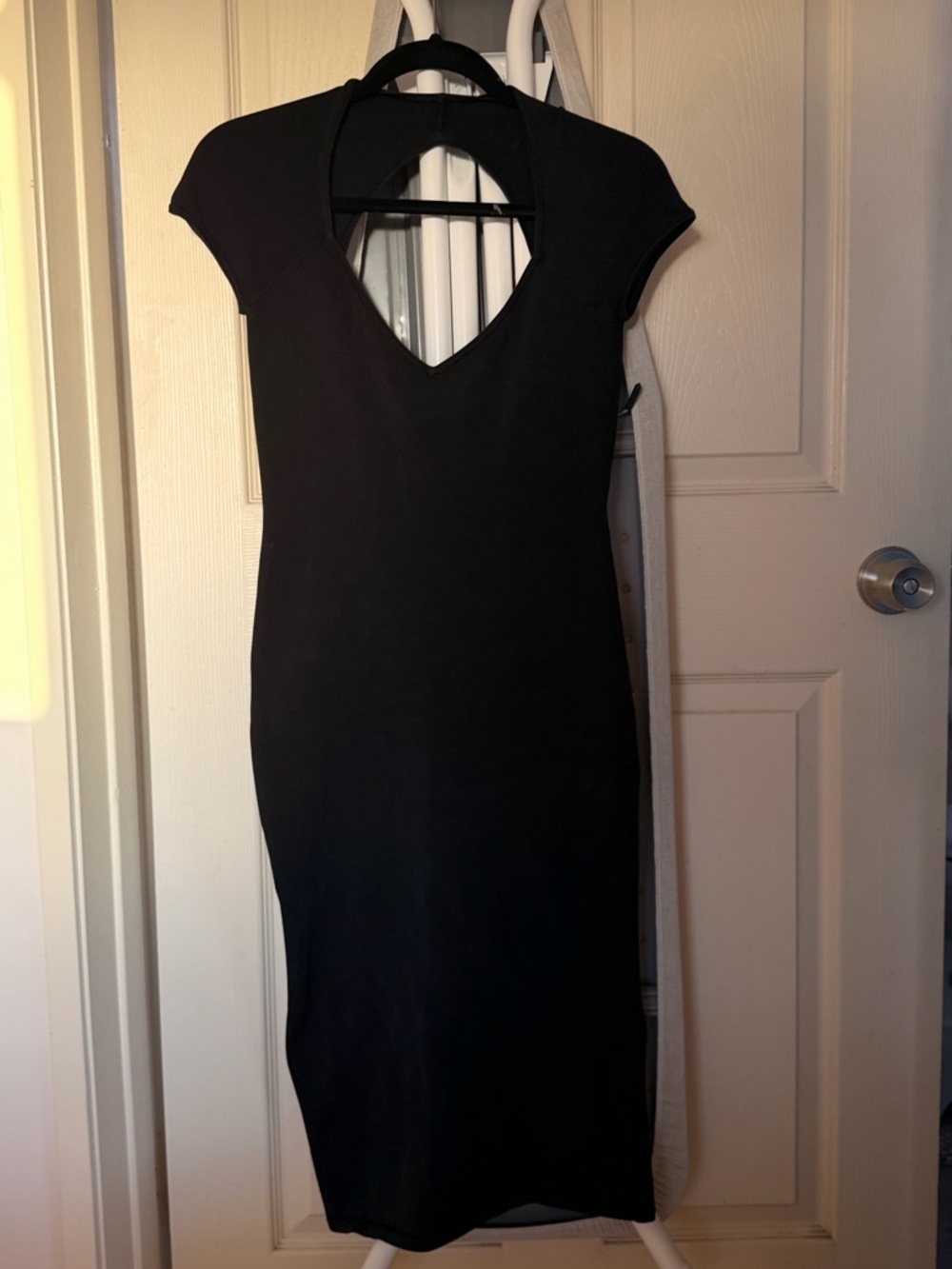 Ralph Lauren Black Cap-Sleeve V-Neck Midi Dress
